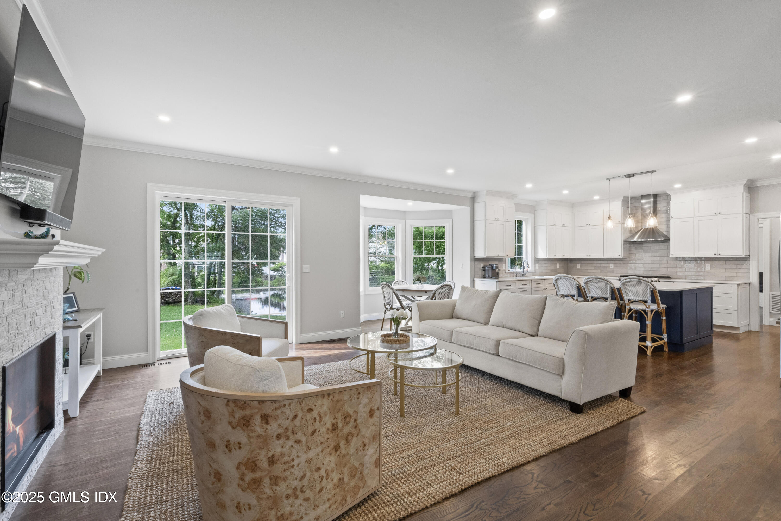 52 Morningside Drive Greenwich, CT 06830 - Photo 9 of 31 2-04