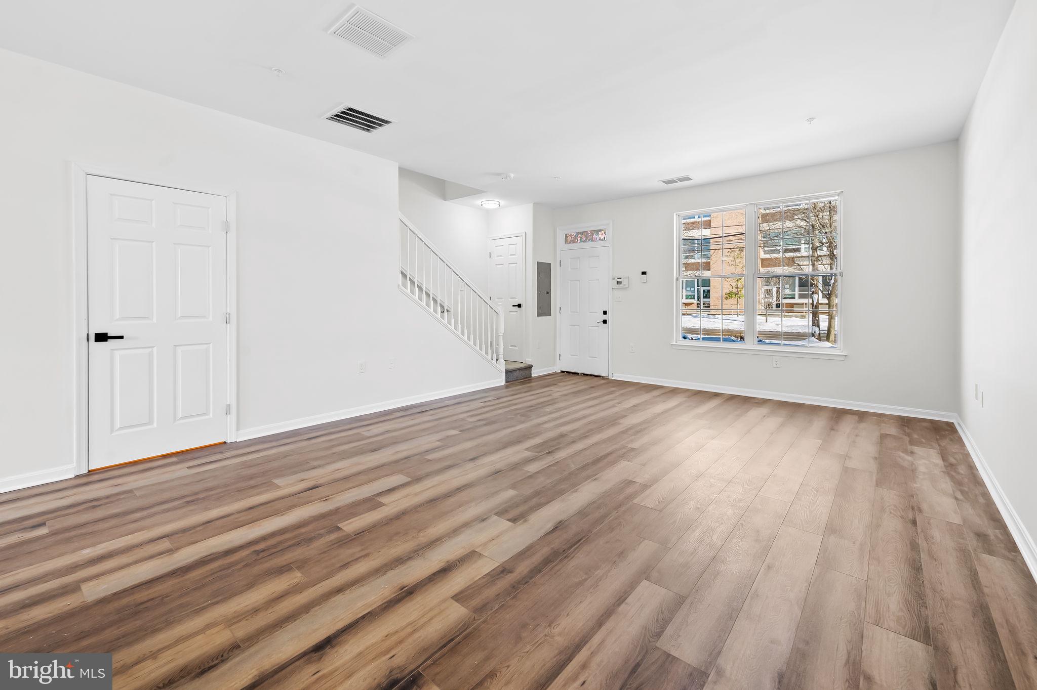 3247 Stanton Road Southeast Washington, DC 20020 - Photo 5 of 23 Gallery Image 5