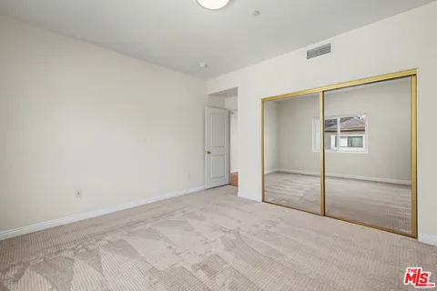 $985,000 | 15027 Dickens Street, Unit 1, Sherman Oaks, CA 91403