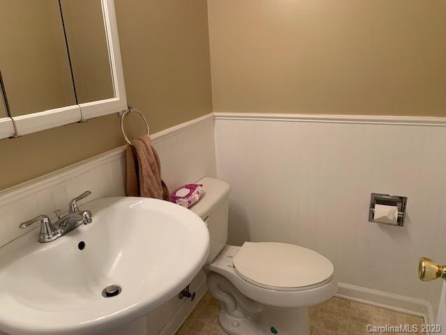 216 Smith Road Mount Holly, NC 28120 - Photo 14 of 22 Gallery Image 14