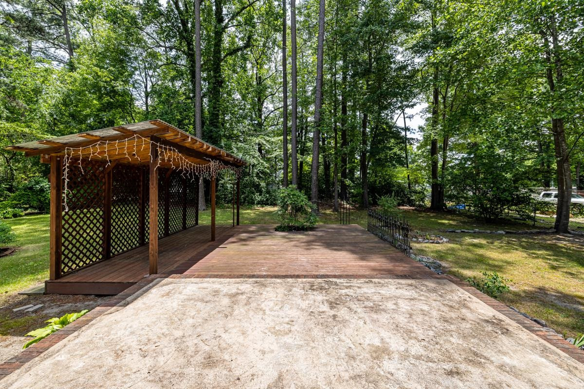 3708 Donna Road Raleigh, NC 27604 - Photo 5 of 33 Photo 8
