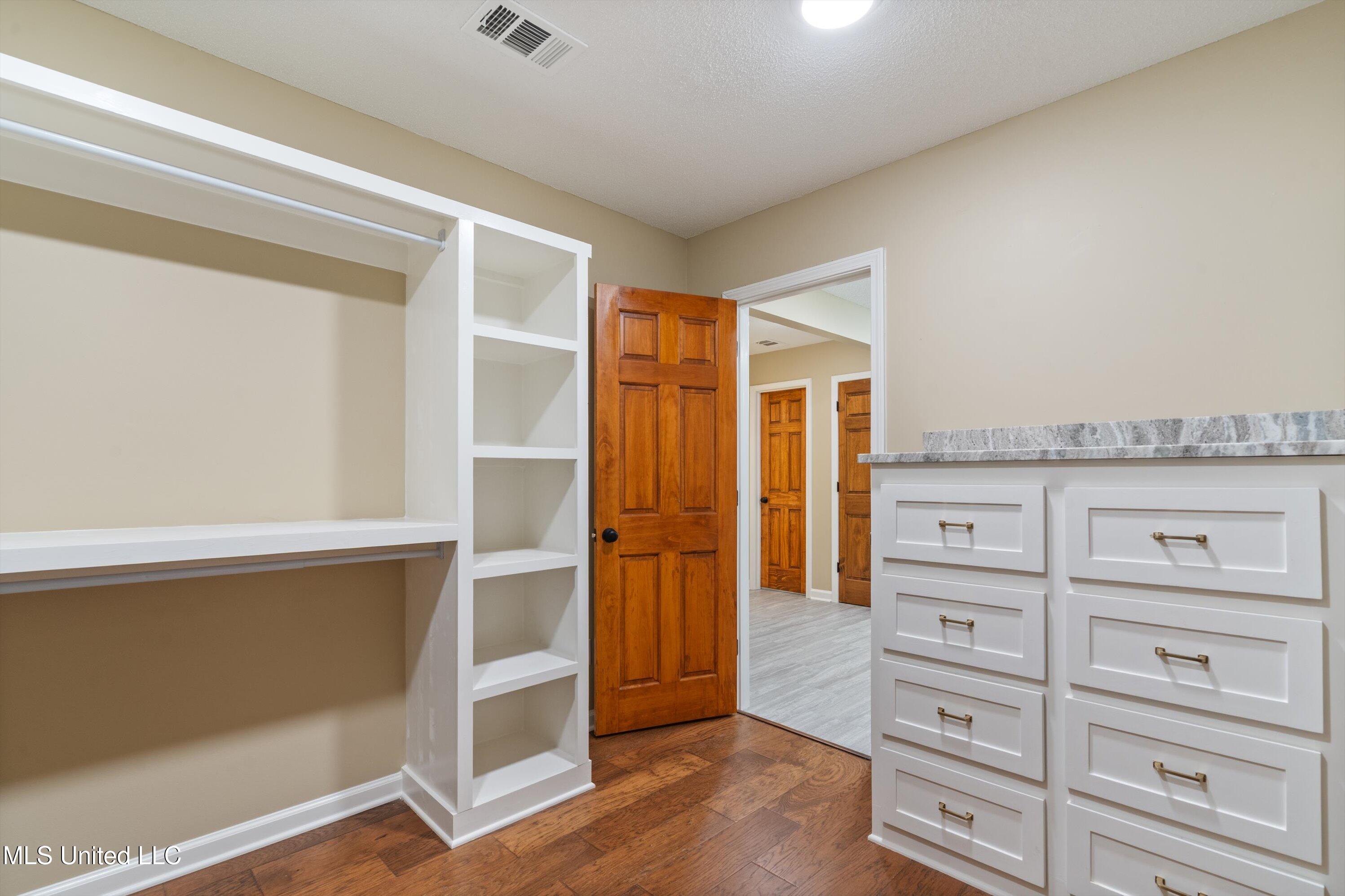 241 Cow Town Road Senatobia, MS 38668 - Photo 32 of 68 32-DSC5763