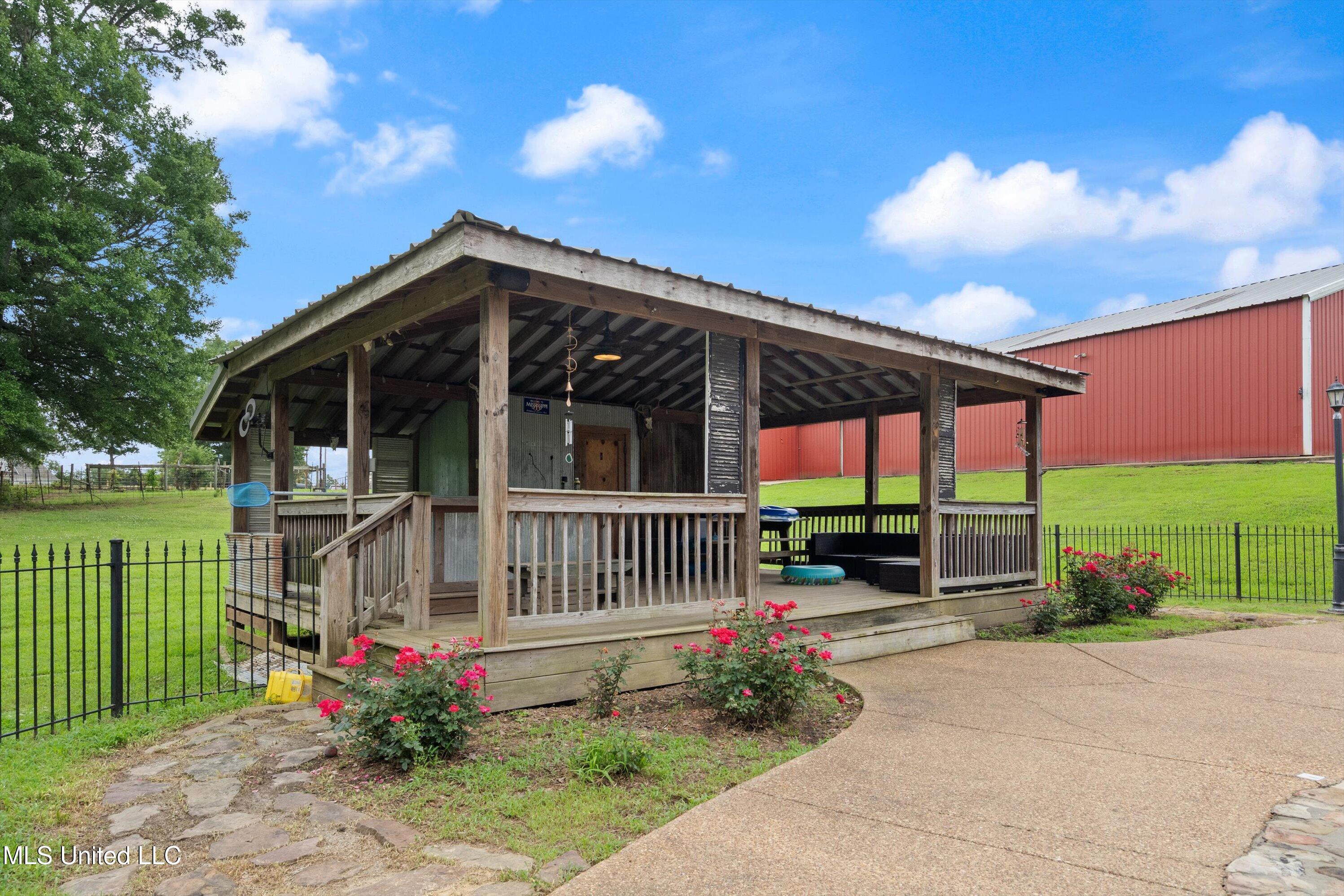 241 Cow Town Road Senatobia, MS 38668 - Photo 40 of 68 40-DSC5793