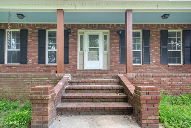 $598,000 | 241 Cow Town Road, Senatobia, MS 38668