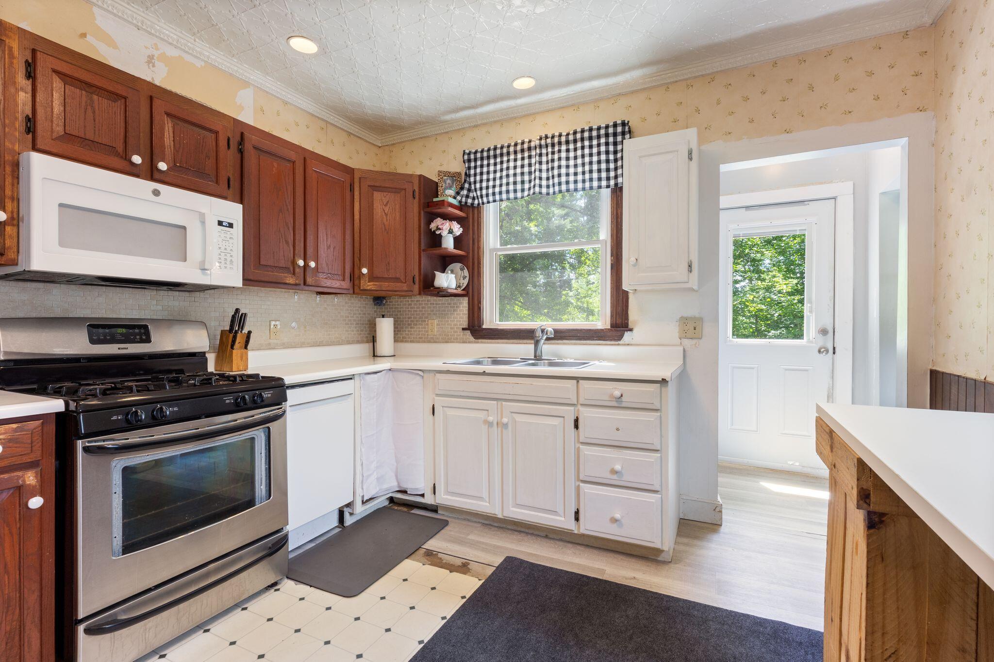 2 Parsonsfield Road Limerick, ME 04048 - Photo 14 of 42 2_Parsonsfield_Rd_035
