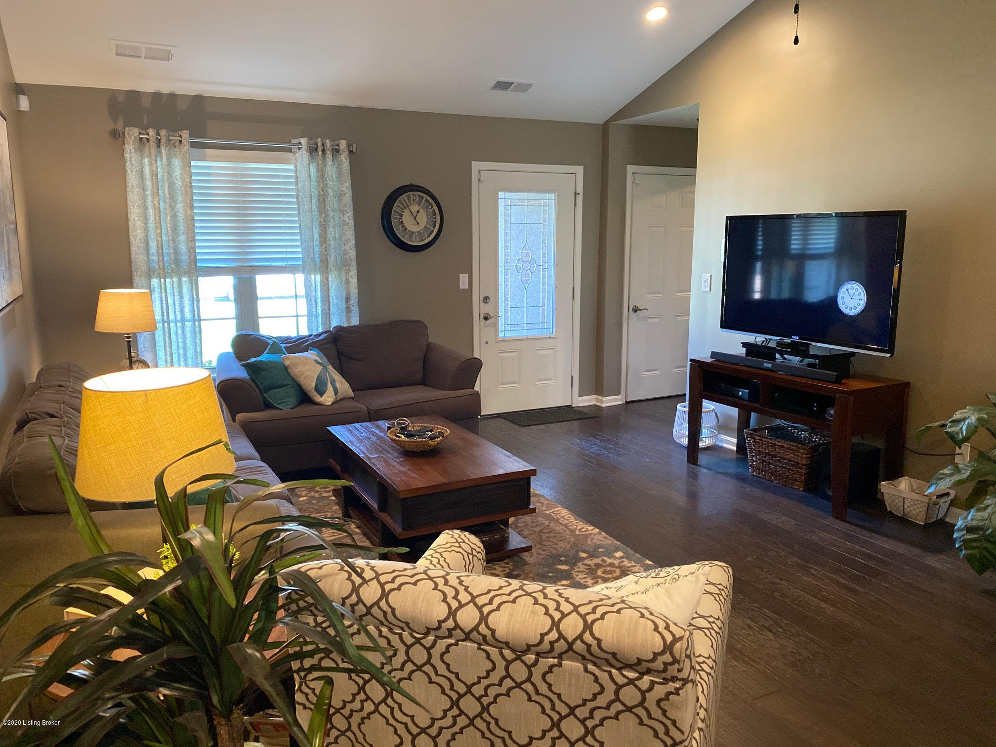 6710 Renate Road Louisville, KY 40291 - Photo 4 of 15 renate5
