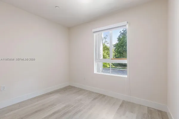 $2,900 | 2505 Northeast 193rd Street, Unit 4116, Miami, FL 33180