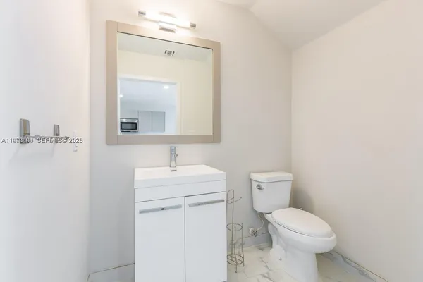 $2,900 | 2505 Northeast 193rd Street, Unit 4116, Miami, FL 33180