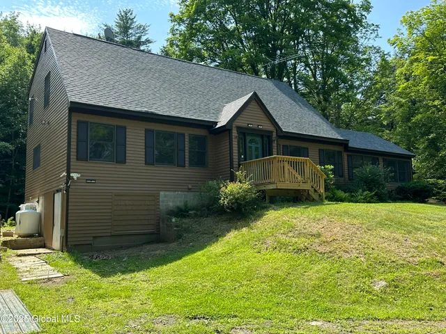 $775,000 | 13 Taylor Woods Road, Fort Ann, NY 12827