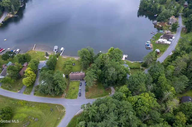 $775,000 | 13 Taylor Woods Road, Fort Ann, NY 12827