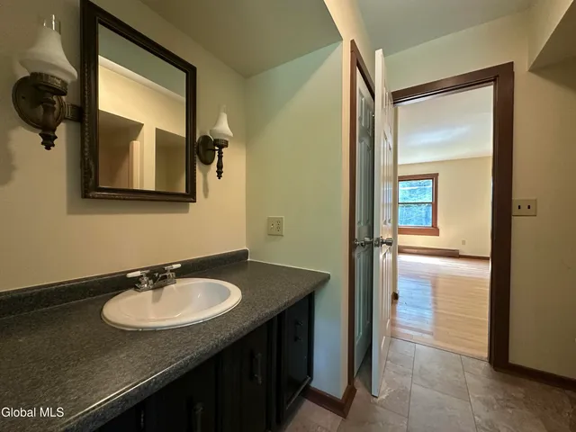 $775,000 | 13 Taylor Woods Road, Fort Ann, NY 12827