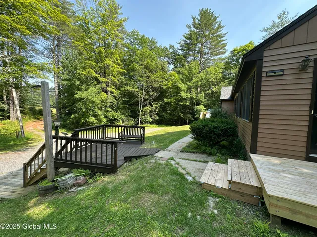 $775,000 | 13 Taylor Woods Road, Fort Ann, NY 12827