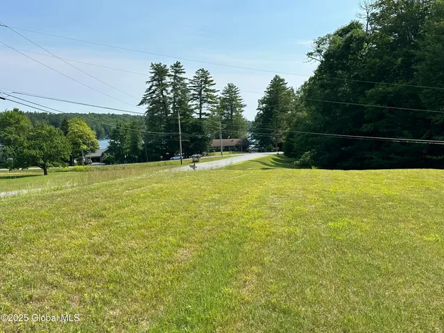 $775,000 | 13 Taylor Woods Road, Fort Ann, NY 12827