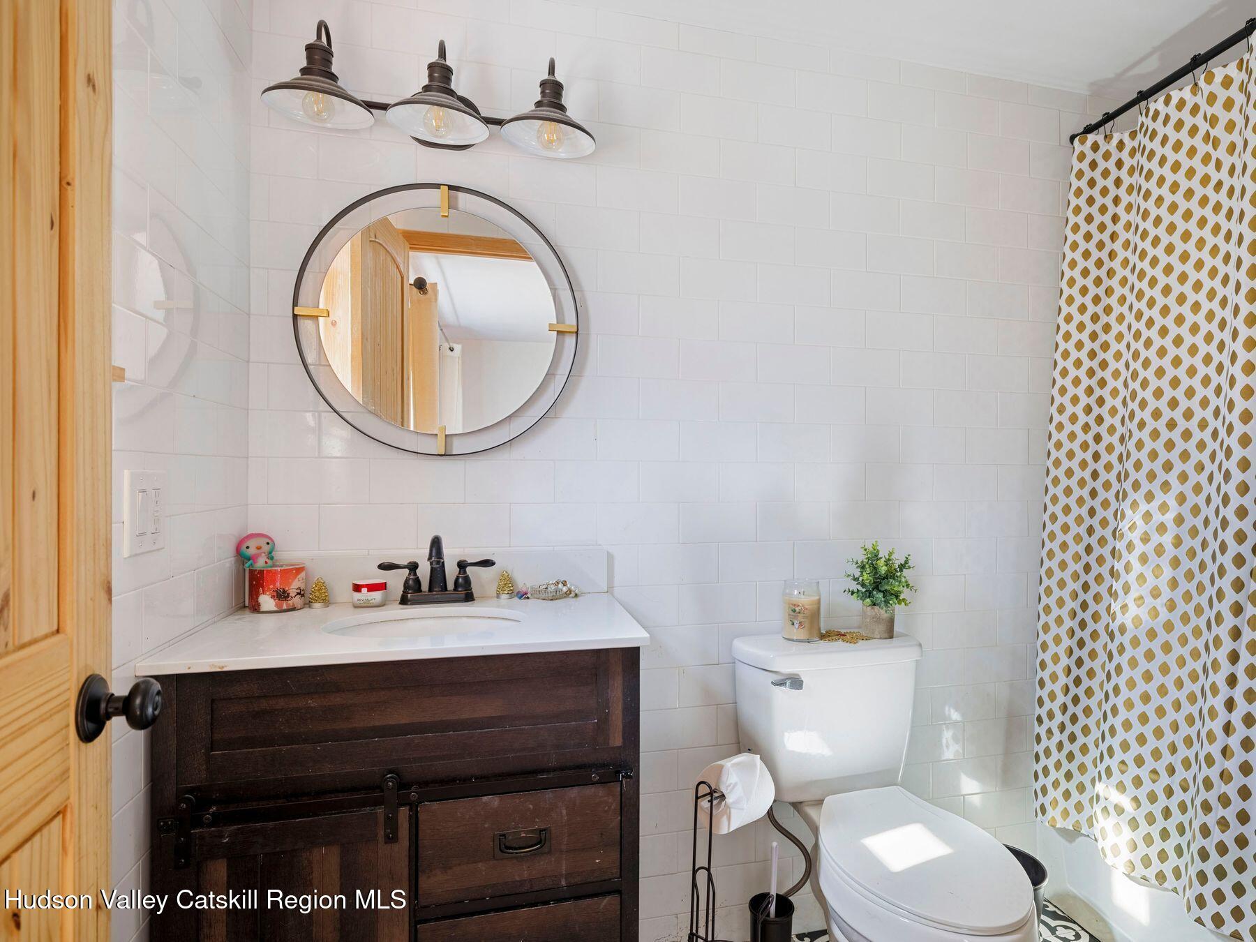 270 Ridgeview Road Kerhonkson, NY 12446 - Photo 16 of 36 Bathroom Primary1