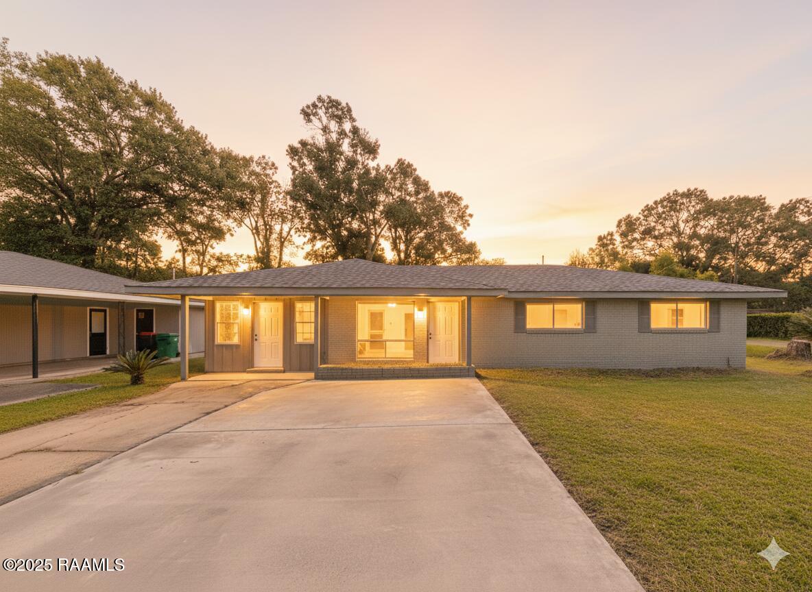 409 Daniel Drive, Lafayette, LA 70503