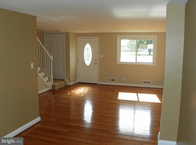 1106 Halstead Road Parkville, MD 21234 - Photo 9 of 12 Living Room