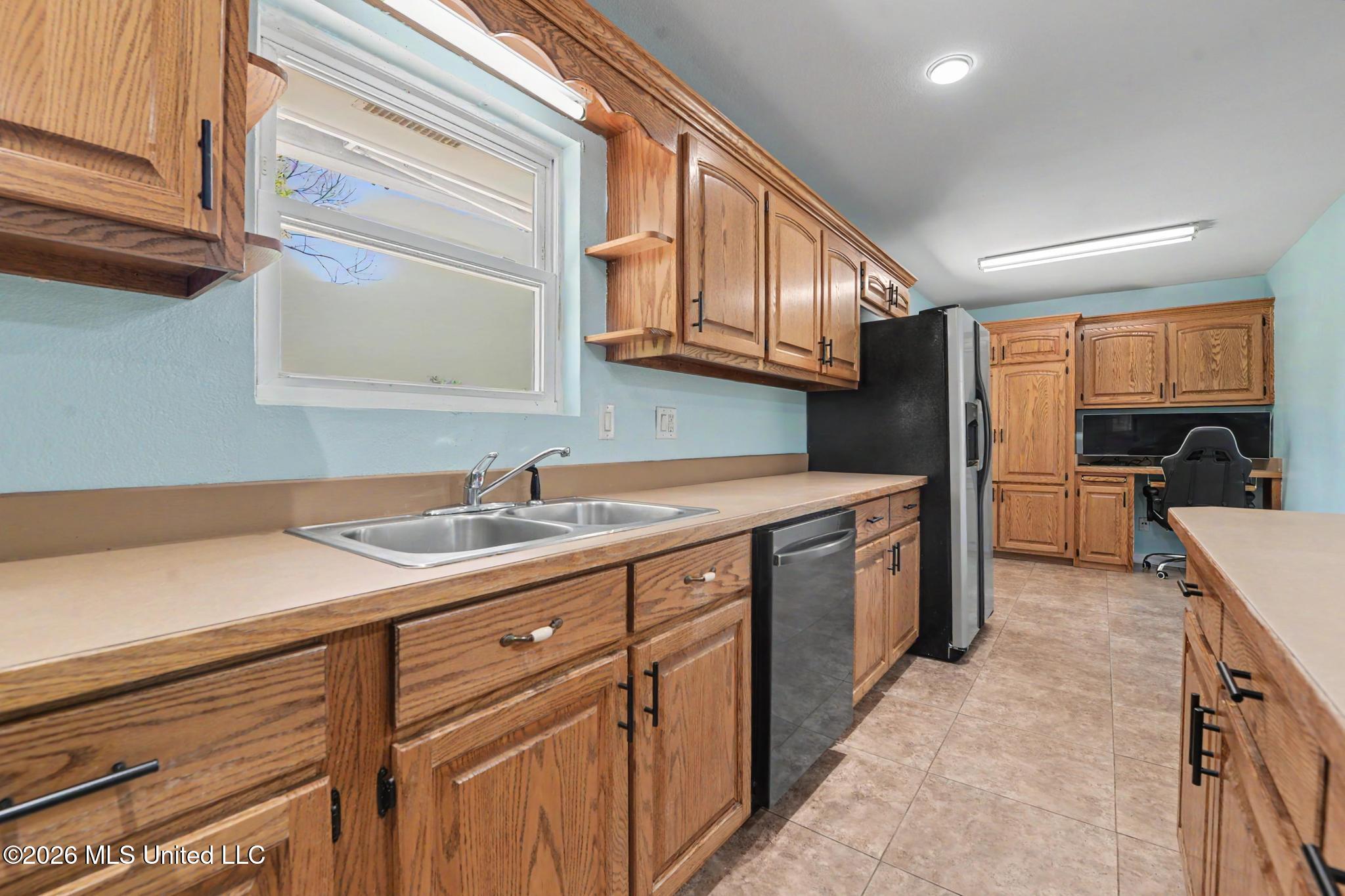 6224 Ehelers Street Moss Point, MS 39563 - Photo 12 of 29 012