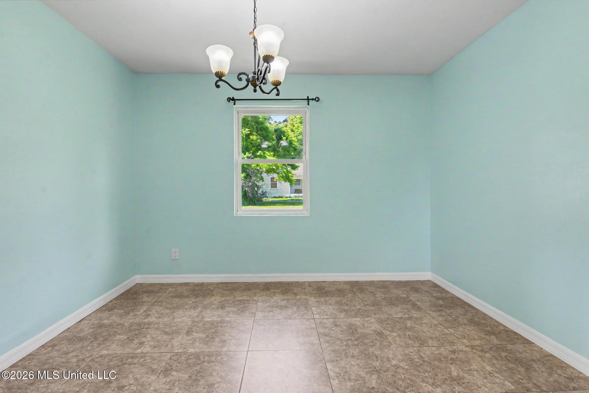 6224 Ehelers Street Moss Point, MS 39563 - Photo 14 of 29 014