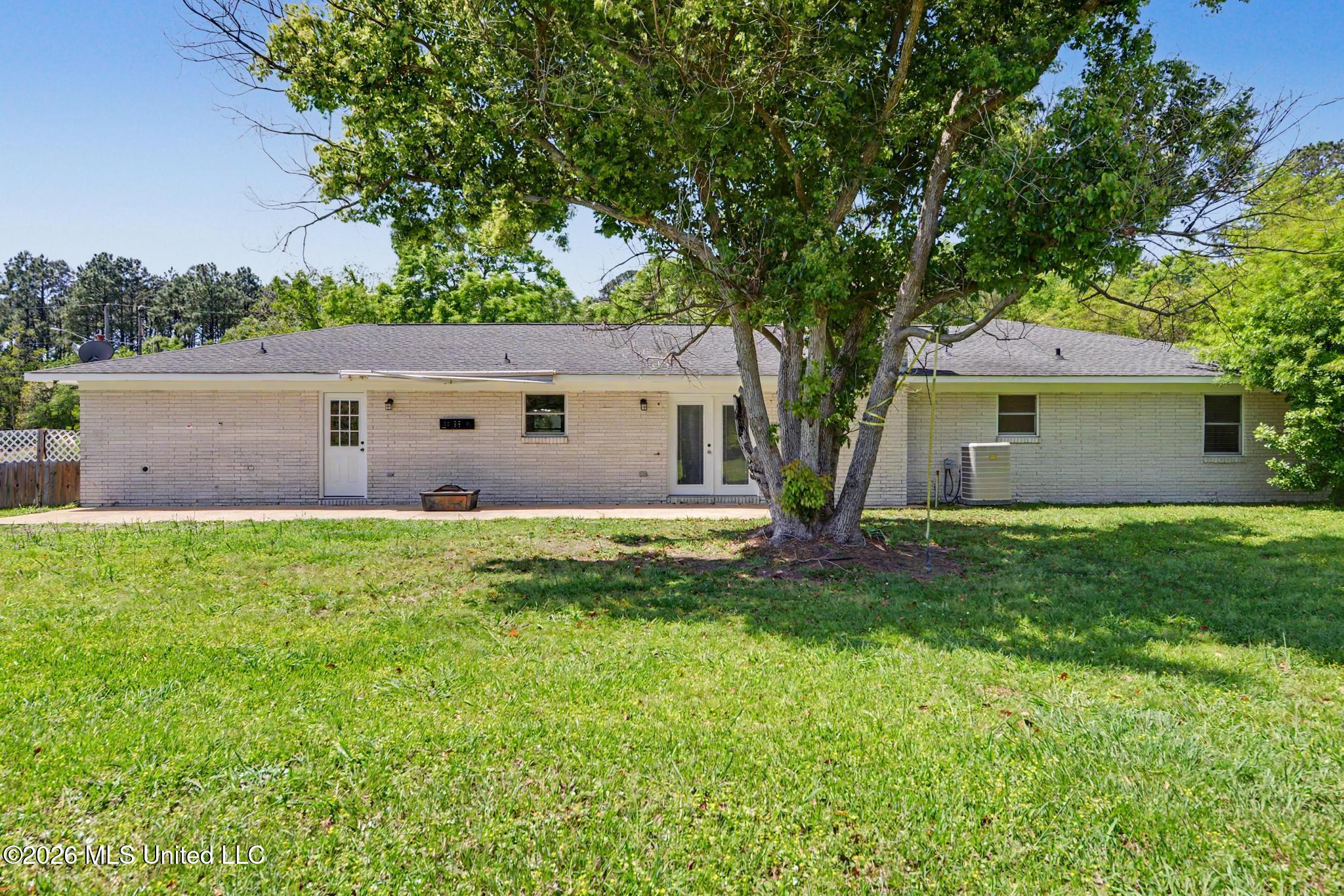 6224 Ehelers Street Moss Point, MS 39563 - Photo 26 of 29 026