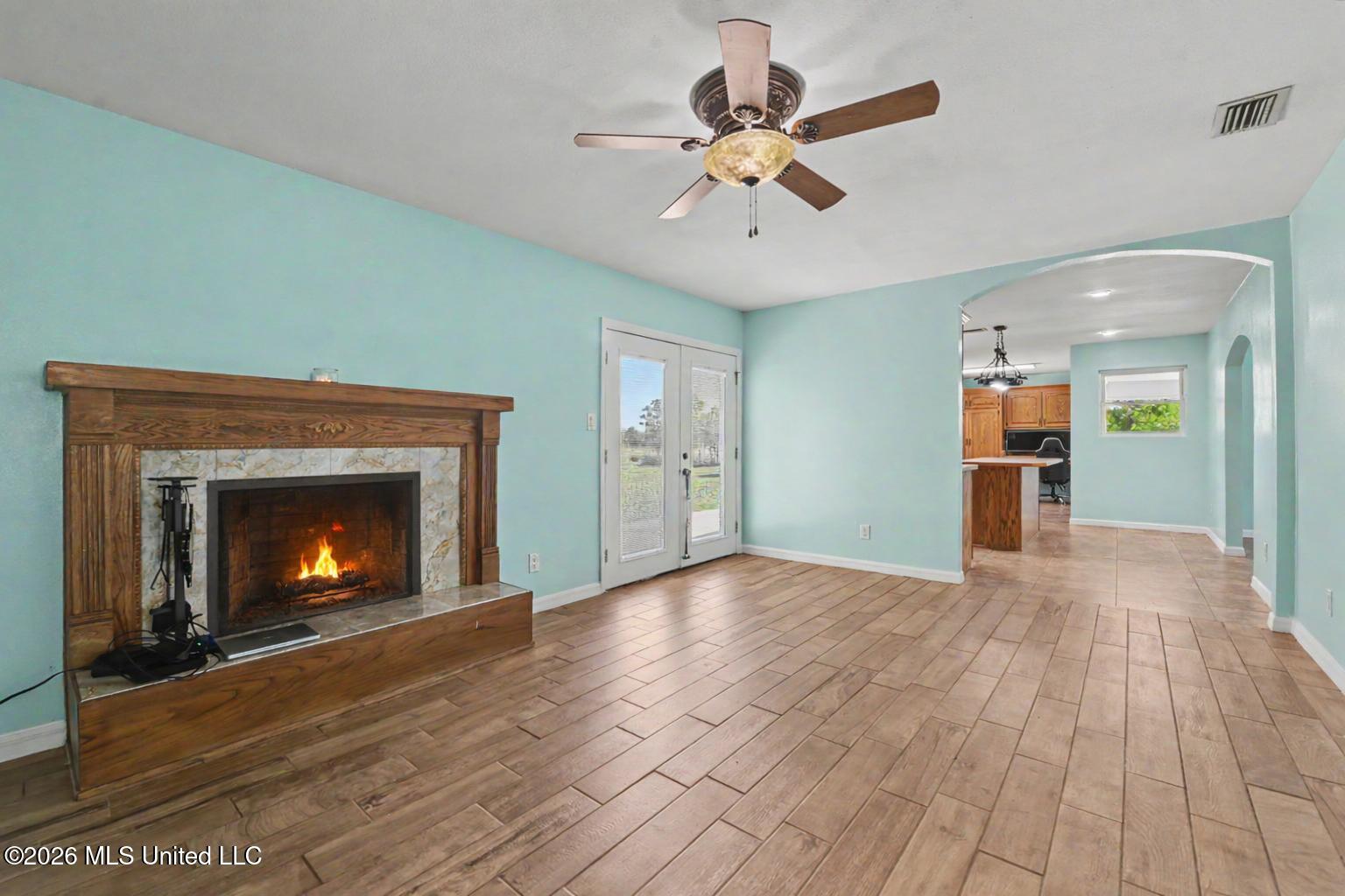 6224 Ehelers Street Moss Point, MS 39563 - Photo 4 of 29 004