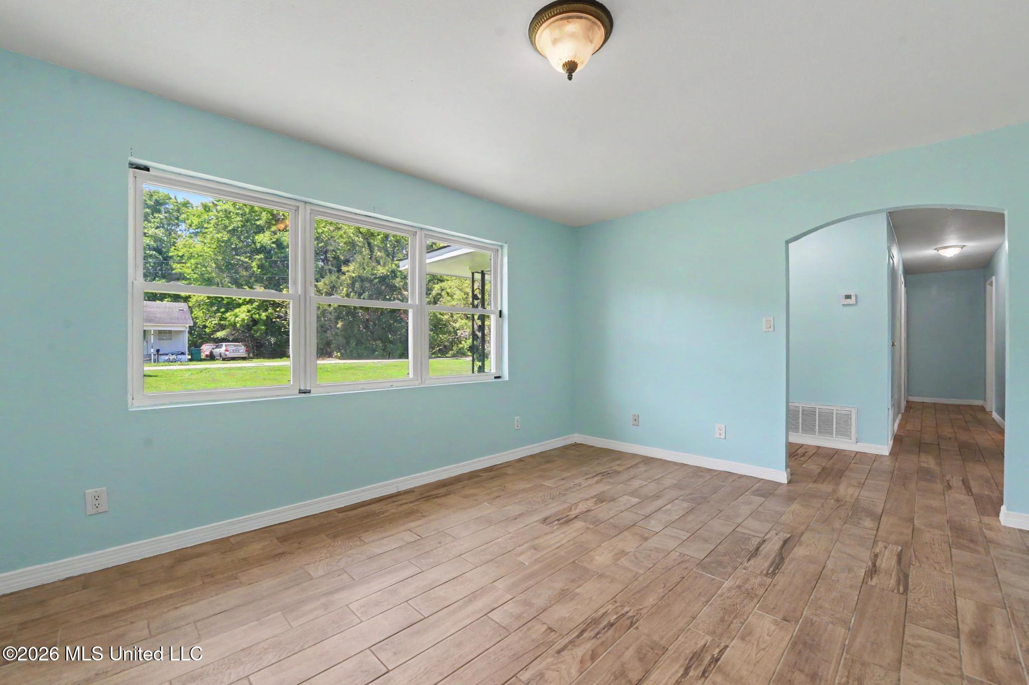 6224 Ehelers Street Moss Point, MS 39563 - Photo 8 of 29 008