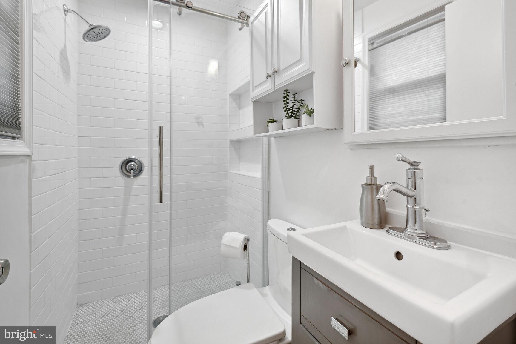 10428 Huntley Avenue Silver Spring, MD 20902 - Photo 21 of 29