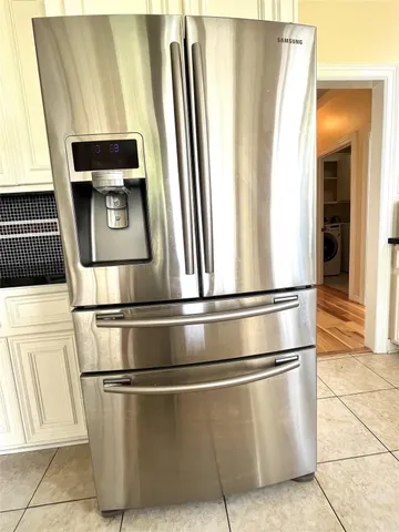 a close view of washer and dryer