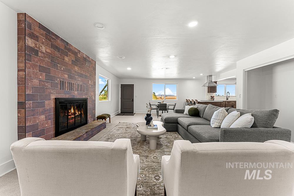 29862 Emmett Road Caldwell, ID 83607 - Photo 3 of 25 Gallery Image 3