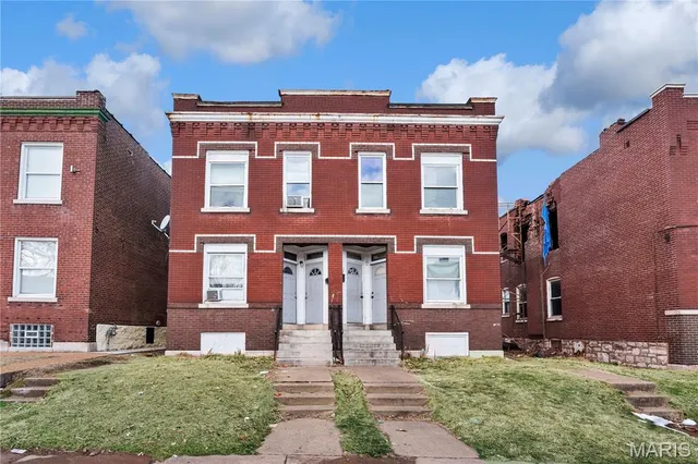 $1,800 | 2207 Angelica Street, St. Louis, MO 63107