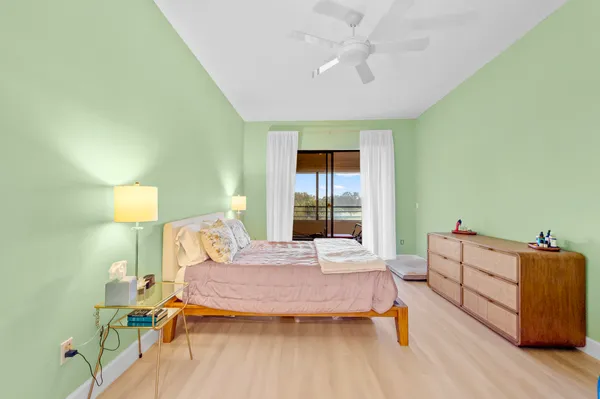 $3,000 | 7460 La Paz Boulevard, Unit 304, Boca Raton, FL 33433