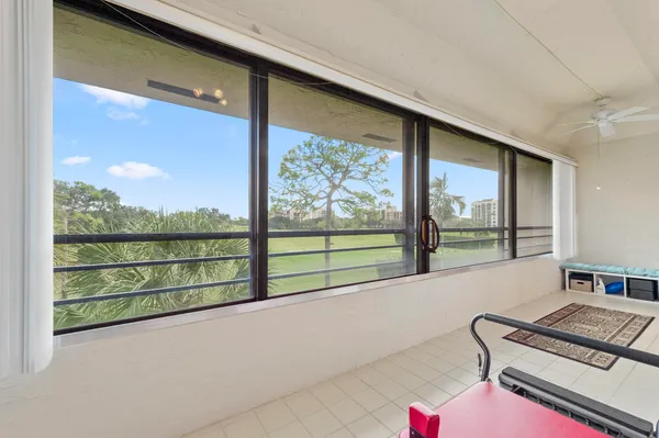 $3,000 | 7460 La Paz Boulevard, Unit 304, Boca Raton, FL 33433