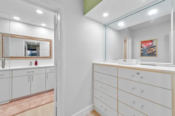 $3,000 | 7460 La Paz Boulevard, Unit 304, Boca Raton, FL 33433