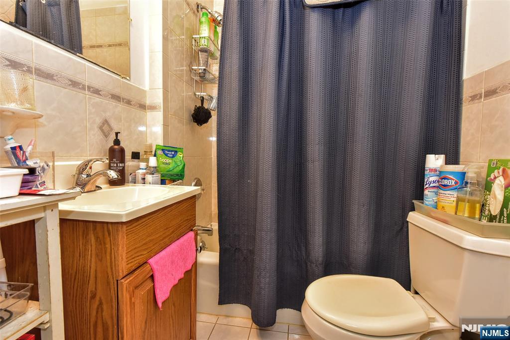 52 Central Avenue Butler, NJ 07405 - Photo 22 of 34