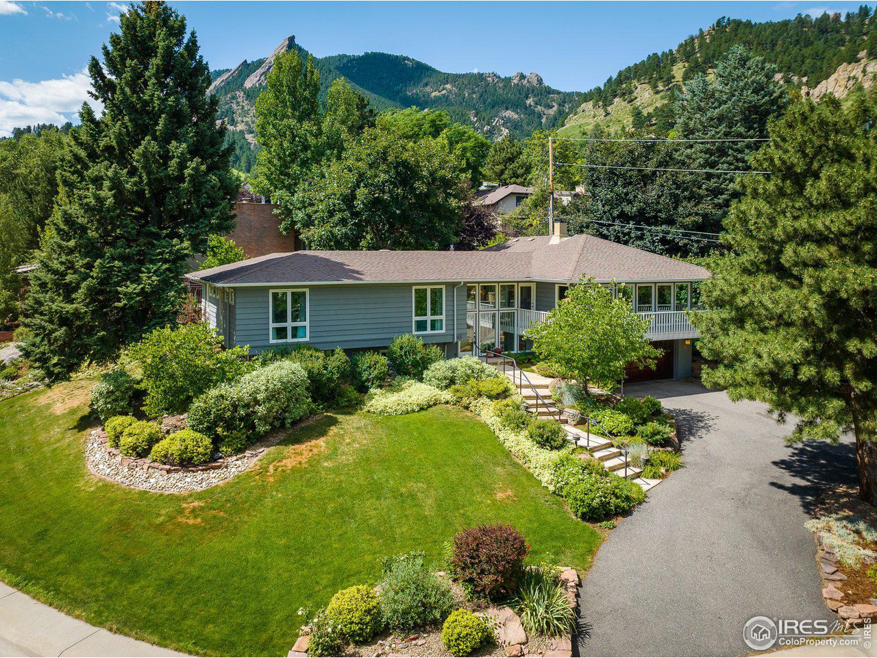 Incredible West Boulder Location