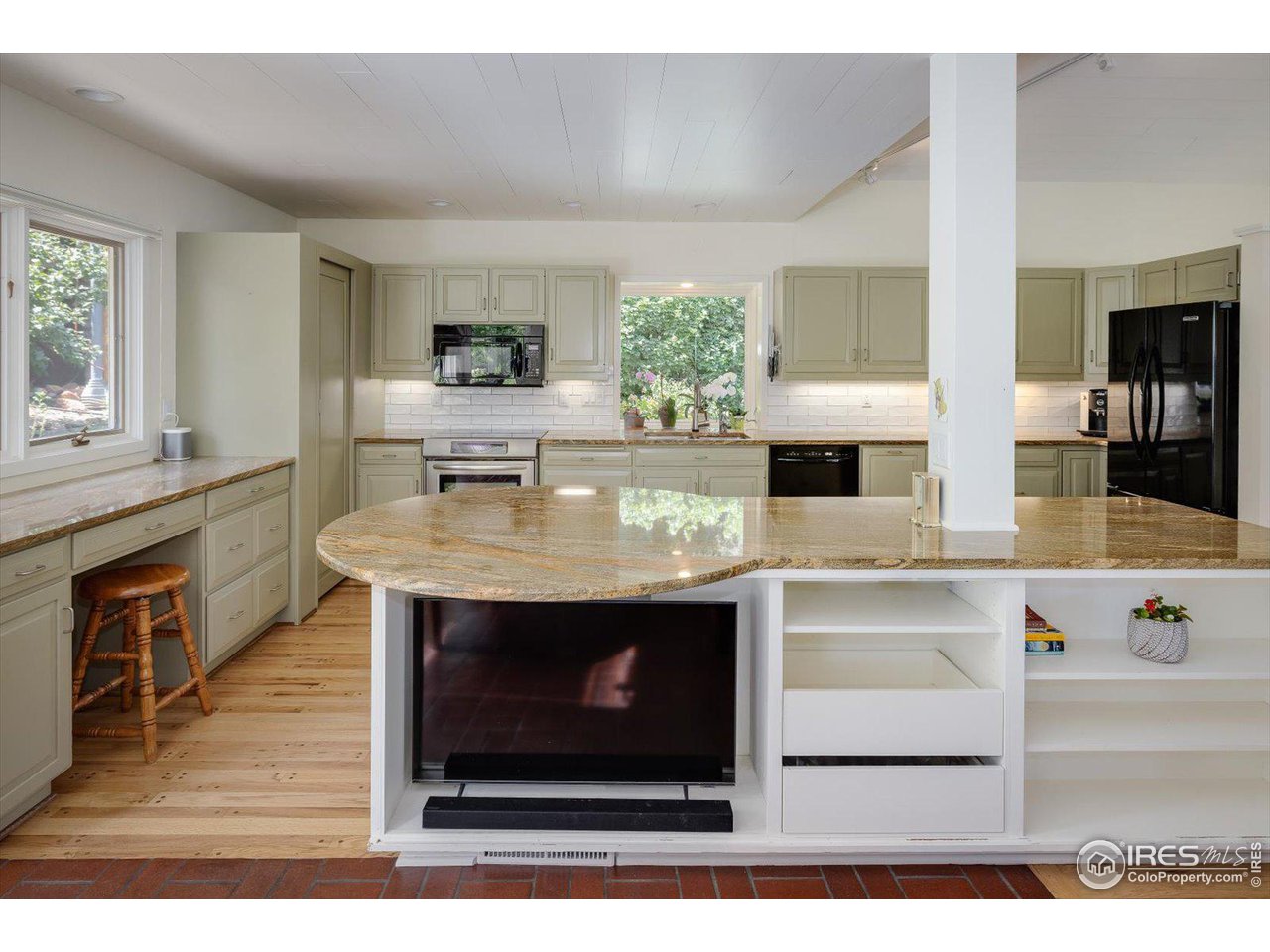 865 Willowbrook Road Boulder, CO 80302 - Photo 11 of 37