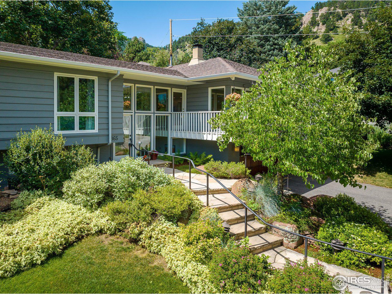 865 Willowbrook Road Boulder, CO 80302 - Photo 3 of 37