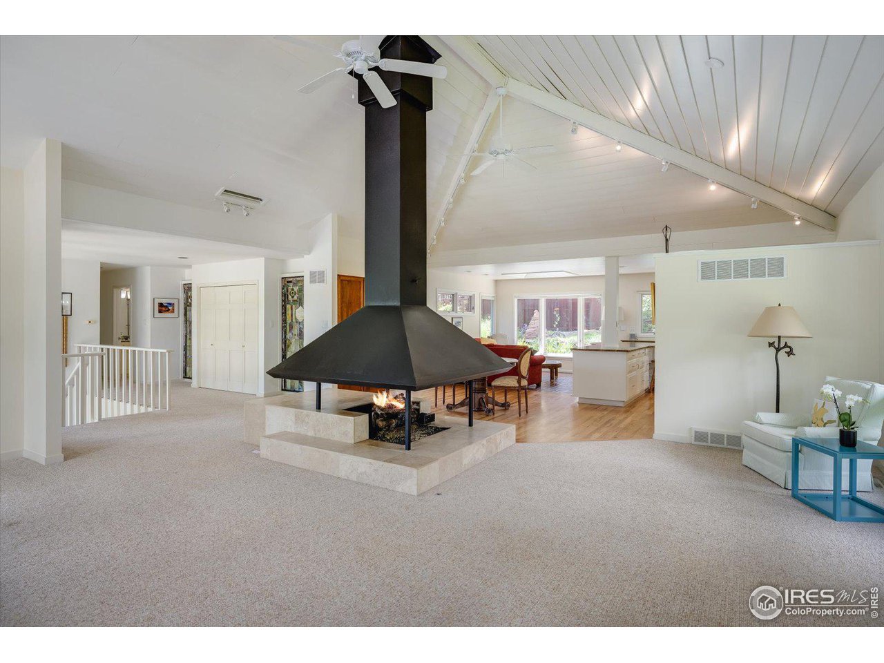 865 Willowbrook Road Boulder, CO 80302 - Photo 7 of 37