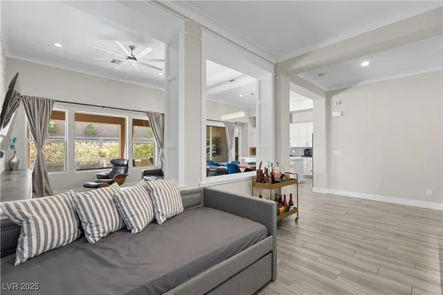 $849,900 | 10107 Regency Square Avenue, Las Vegas, NV 89148