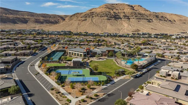 $849,900 | 10107 Regency Square Avenue, Las Vegas, NV 89148