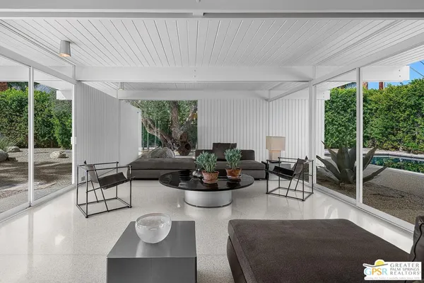 a view of outdoor space yard and patio