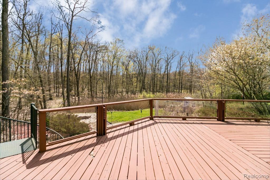 5345 Stickney Road Clarkston, MI 48348 - Photo 48 of 60 Exterior Deck.jpg