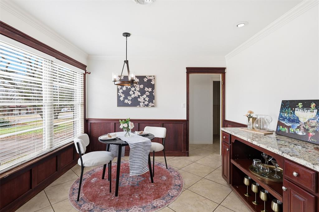 6724 Kirkwood Road Fort Worth, TX 76116 - Photo 21 of 40 a dining room with furniture and window