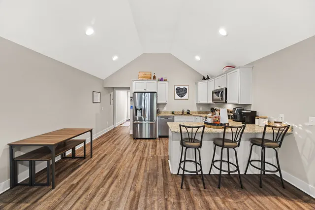 $324,900 | 103 C Oak Park Drive, Dickson, TN 37055