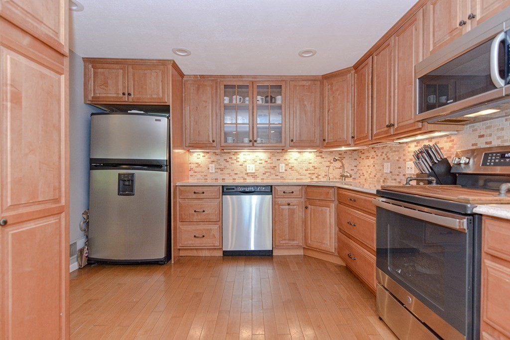 144 Pleasant Street, Unit 20 Walpole, MA 02032 - Photo 22 of 40