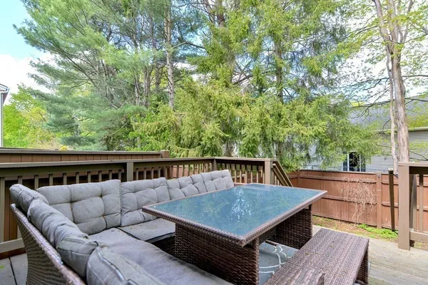 $525,000 | 144 Pleasant Street, Unit 20, Walpole, MA 02032