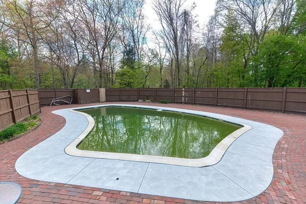 $525,000 | 144 Pleasant Street, Unit 20, Walpole, MA 02032