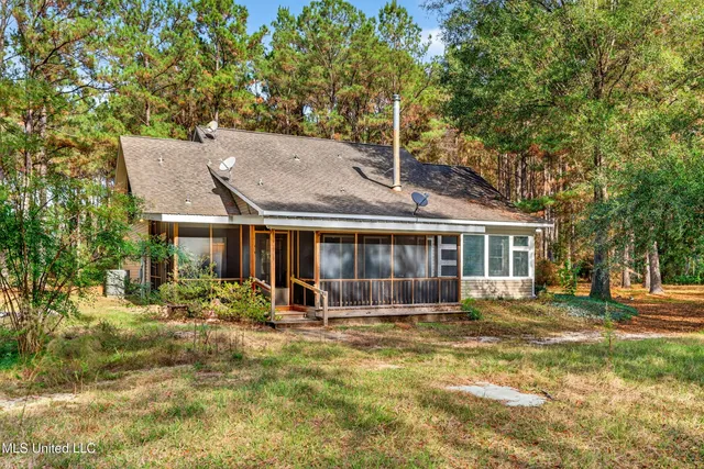 $595,000 | 217 Pine Grove Road, Picayune, MS 39466