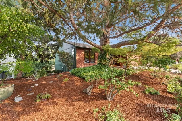 $675,000 | 3082 Sweetwater Drive, Boise, ID 83716