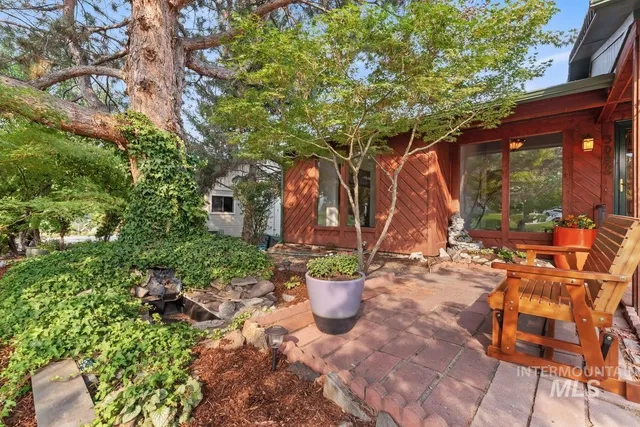 $675,000 | 3082 Sweetwater Drive, Boise, ID 83716