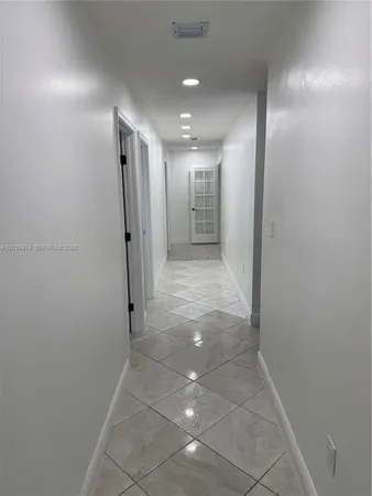 $5,500 | 256 Northwest 82nd Terrace, Miami, FL 33150